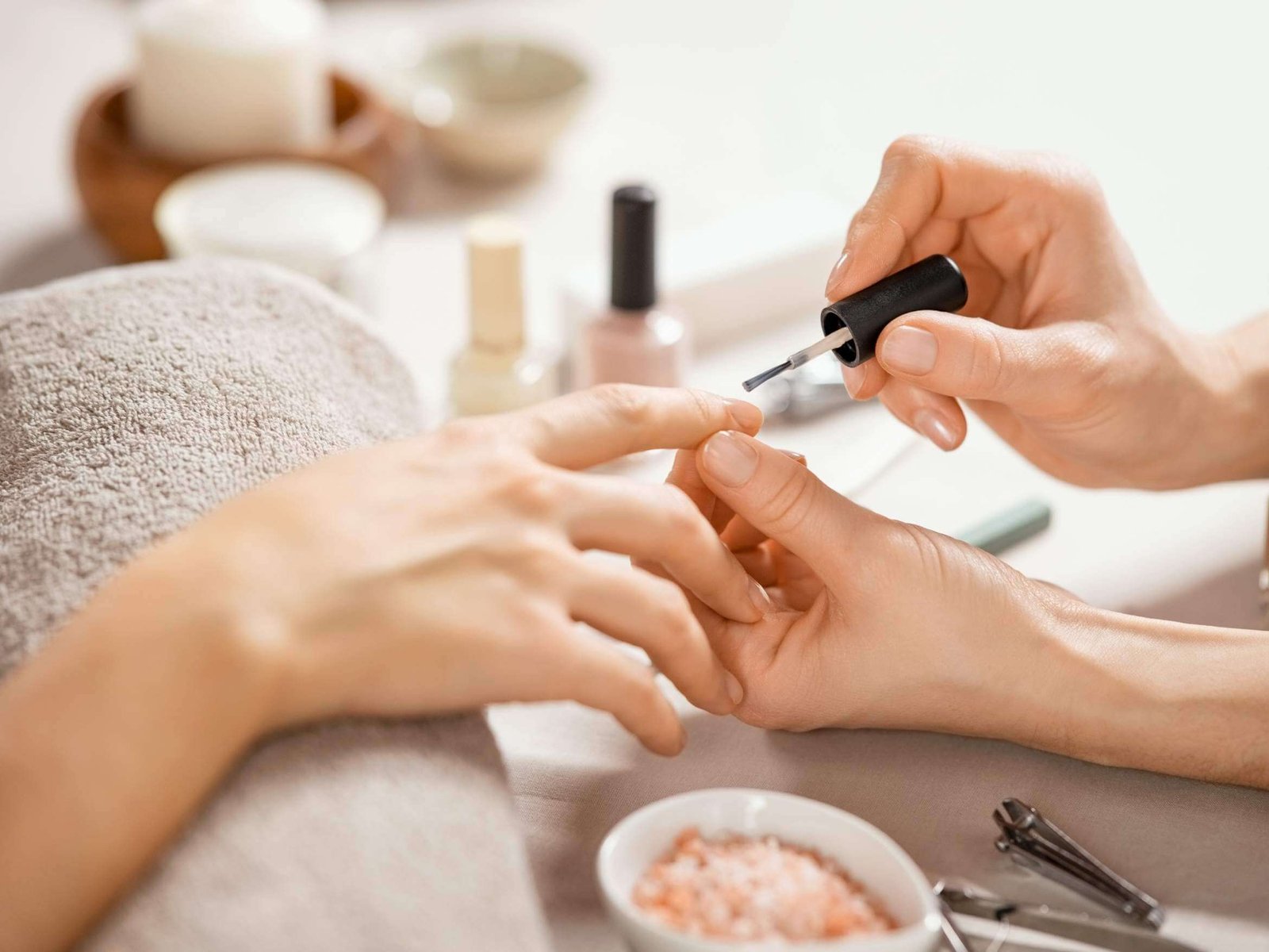 1 patricia-falcon-unas-esculpidas-manicura-pedicura-maquillaje-depilacion-sevilla